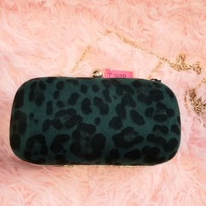 NWT Beth j. Leopard Print Clutch
